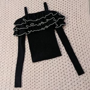 Forever 21 Contemporary Ruffle Sweater 🖤